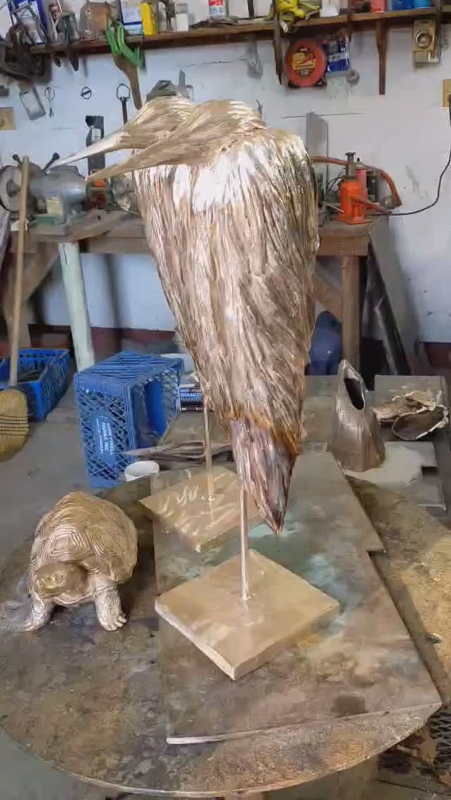 Back in the foundry
Final touches on Hunkered Heron - both herons will be headed to Artemis Gallery in Northeast Harbor.
All inquiries @artemisgalleryme
#foundrylife #heron #digbyveeverscarter #somersetsculptureandfoundry #maineart #bronzesculpture