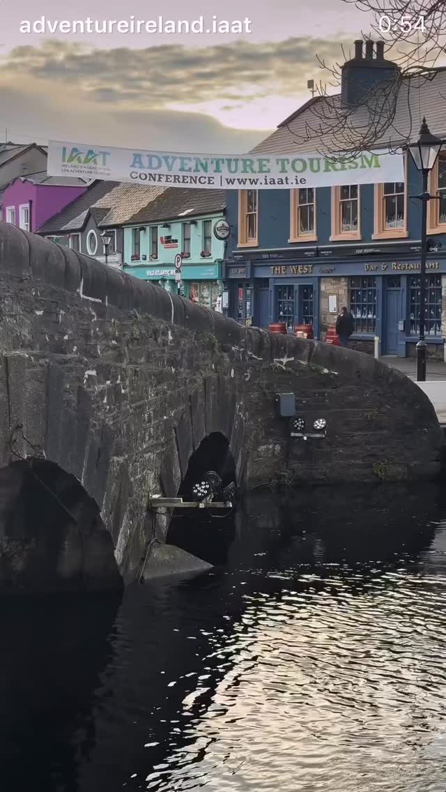 We make you hungry, thirsty and tired! 😋Just back from the best few days in Westport Co Mayo at the @adventureireland.iaat annual conference. Huge thanks to @bennykenny and @mariebrouder for organising such a great event. @knockrannyhousehotel was perfect!
#adventure #slowtravel #sustainabletourism #ireland