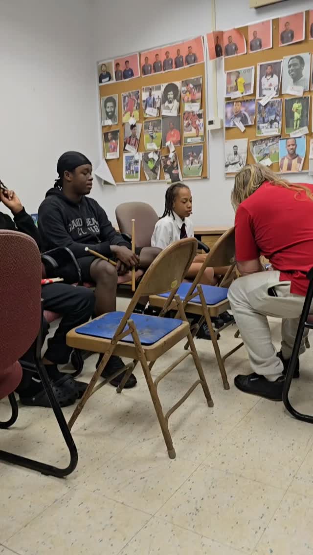 PHCMDC Music and Drum Lessons for the 2025 Fall Term (Sept- Dec) have come to an end. Thank you Nick Wadson for your valuable instruction, and a HUGE Thank you to the sponsors for our Fall Term lessons - Enstar Bermuda. Without you, this would not be possible.
Our members have learned and developed valuable skills for the arts, and we are hoping to receive further support for our 2026 initiatives, as we welcome new members to join PHCMDC for the 2026 Spring Term (Jan - Jun 2026).
Register Online now - www.phcmdc.com
#phcmdc #drummers #dynamicdrummers #drumcorps #performingarts #musicians #youthdevelopment #culture #tradition #talent #Bermuda