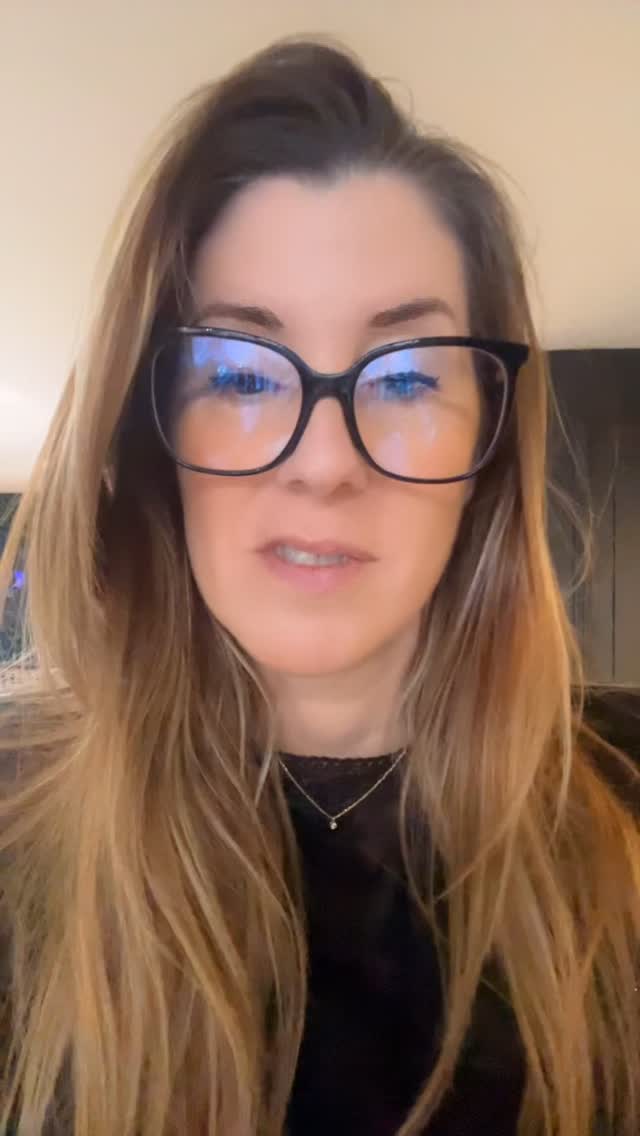 La magie de Noël commence chez Vapoway 🎄🎅!!!
Au plaisir de vous recevoir 😘
Christelle
#noël #cadeau #joie #sourire #lorient #vapoway