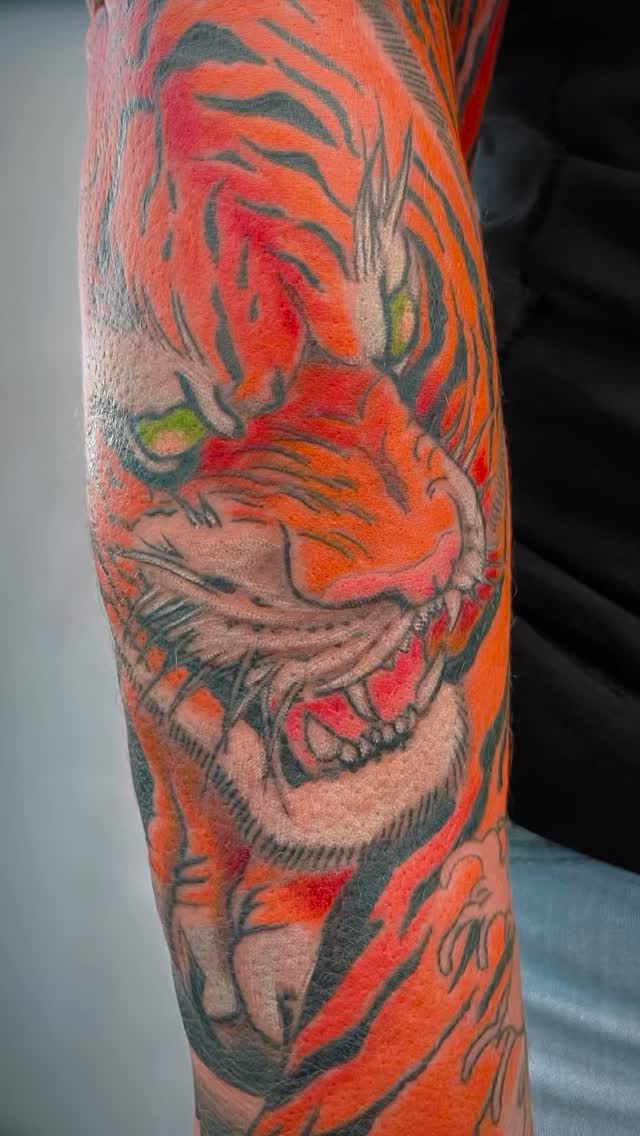 Milo has been working on this sleeve for Lana, almost finished! We love how it's coming along.
Reach out via DM for your own custom tattoo.
#capetowntattoo #capetowntattooartist #inkstagram