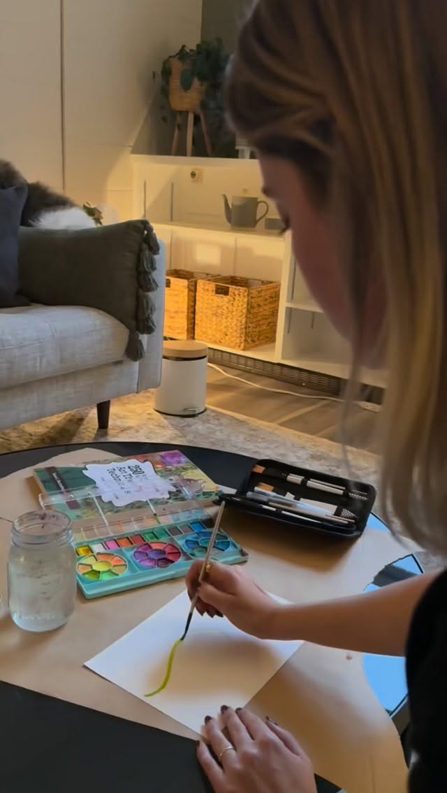 Watercolour has a way of slowing everything down.
Soft edges, gentle colours, and a moment for your mind to breathe.
Curious about how creative therapies can support emotional expression?
📞 705-478-7771
📧 support@baypsychology.ca
🌐 baypsychology.ca
📍 176 Lakeshore Dr Suite 15, North Bay, ON