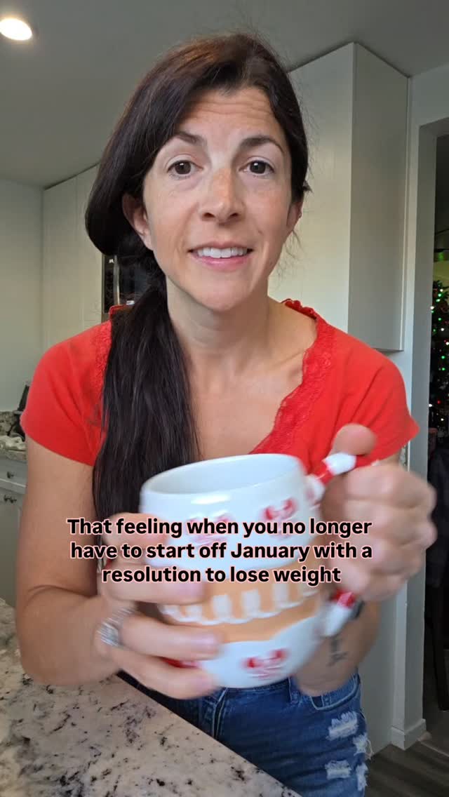 When you learn how to eat for your body instead of living in constant restriction and build habits that fit your life, it's much easier to stay consistent ...
And you no longer have to start over with your diet every January.
#sustainableweightloss #funnyweightloss #diethumor #newyearweightloss #nutritioncoachforwomen
