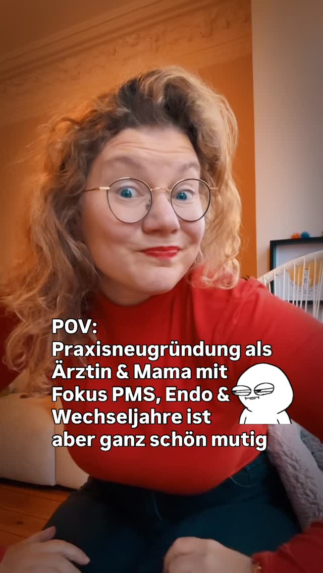 Ja es ist mutig UND die Zeit ist reif dafür.🚀
Rebekka & ich ziehen es durch und gründen @gynzwei 👩⚕️ privatärztliche Gemeinschaftspraxis für Gynäkologie, Ernährungsmedizin & Beckenbodengesundheit
✔️ Der Kredit ist bewilligt. ✔️Gestern haben wir den Mietvertrag unterschrieben. ❔Vielleicht schon nächste Woche bekommen wir Feedback vom Bauleiter, ab wann wir die ersten Patient:innen empfangen können.
Unser Konzept ist besonders, denn:
🔹Es stellt Erkrankungen und Lebensphasen in den Vordergrund, die sonst im Gesundheitswesen zu wenig Beachtung finden 👉 #pms #wechseljahre inkontinenz
🔹Bei uns steht die individuelle Beratung und Aufklärung im Vordergrund. Gesprochene Medizin mit Zeit als Basis jeder Therapie.
🔹 Wir arbeiten viel mit deinem Lifestyle: Ernährung, Training, Resilienz. Und lieben Prävention 👉 Gesünder leben lernen, bereits bevor man (zu) krank wird.
🔹 Wir arbeiten wissenschaftlich fundiert und integrieren unsere Erfahrung aus den letzten 15 Jahren praktischer Tätigkeit als Ärztinnen.
🔹Am Puls der Zeit bilden wir uns unentwegt fort und lieben es mit dir innovative & individualisierte Therapiekonzepte anzusehen.
Warum „nur“ privat und Selbstzahler?
Diese Entscheidung ist uns nicht leicht gefallen – und uns ist bewusst, dass sie auch kritisiert wird. Doch ein individualisiertes Konzept braucht Zeit. Zeit, die im GKV-System einfach nicht vorgesehen ist. Ganzheitliche Gesundheit braucht Raum, Verständnis und Zusammenarbeit auf Augenhöhe. Wir wollen zuhören, begleiten und gemeinsam nachhaltige Lösungen entwickeln. Folge uns gerne auf unserem Weg.