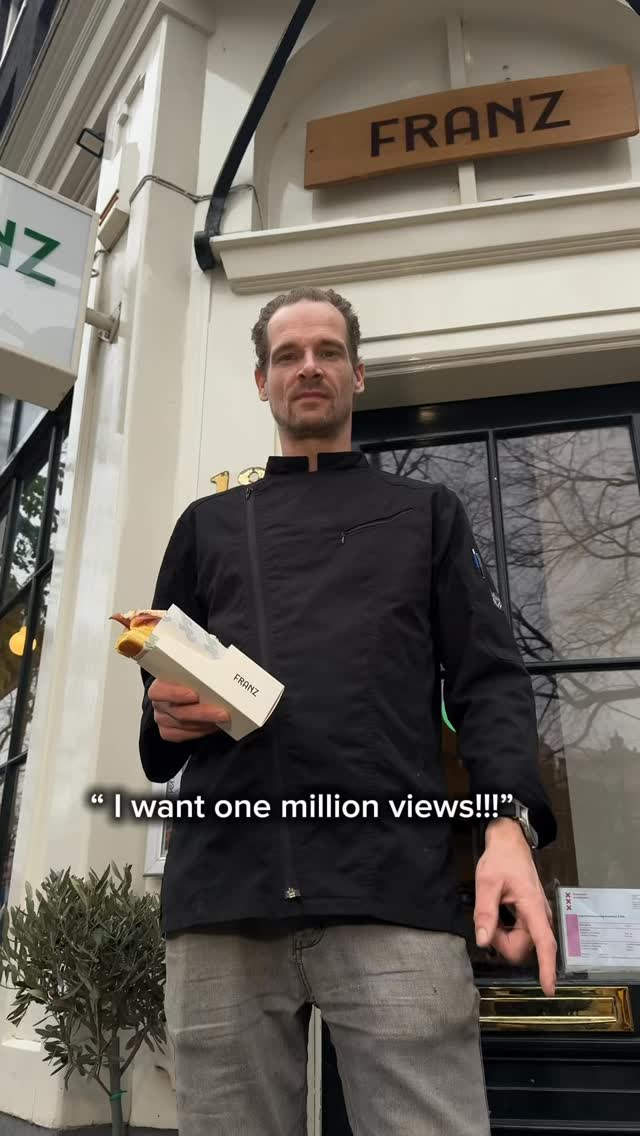 @franz.amsterdam made me do it.. The lengths we go through for our clients… never thought I’d be wearing a hotdog suit 🌭 it better get those views.