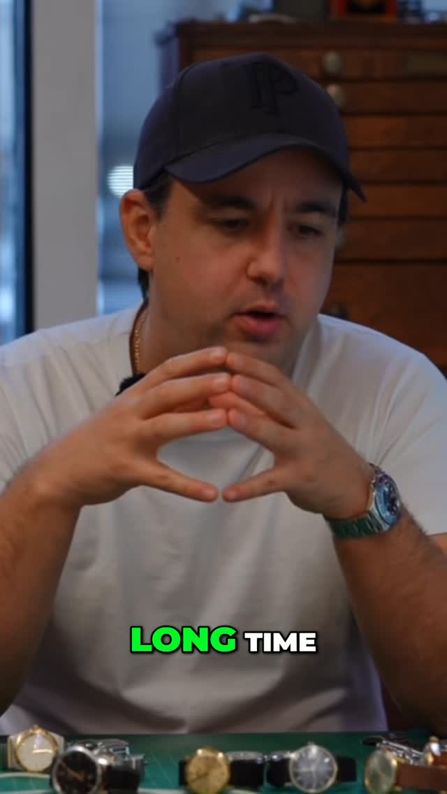 Longines in the 40s, 50s, and 60s was operating on a completely different level. Every single movement was in-house, long before “in-house” became a buzzword people use to sound informed. Their quality was so strong that the only real comparison was Universal Genève, and even then the volume wasn’t the same. Trust me when I say the vintage Longines pieces from that era deserve far more respect than they get today.