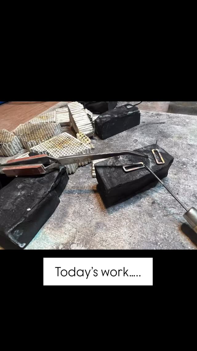 Working away on some new designs. Coming soon.. 👀 #sterlingandgold #handcraftedjewellery #supportlocalbusiness #shopsmallbusiness #artisanjewellery