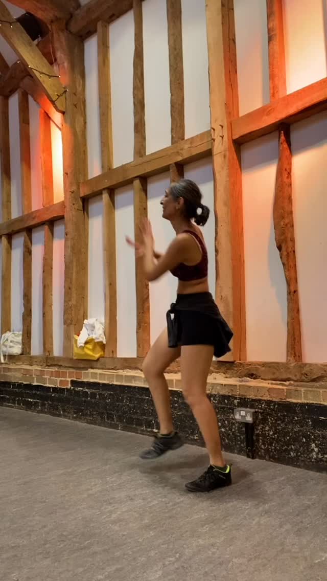 Last few months have been challenging not least with various health things. But dance has kept me happy. Even if it’s only for an hour and I literally can’t do anything else productive that day. We all need a “thing” that let’s us “shake it off” ❤️