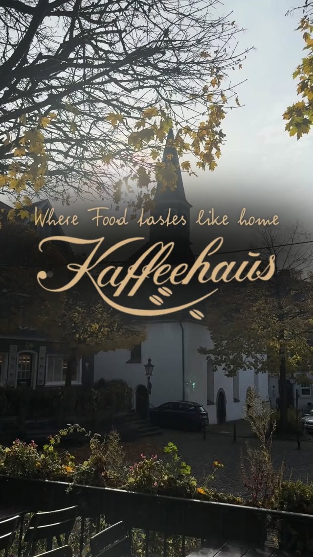 Wo ist euer Lieblingsplatz bei uns?
Der Tisch am Fenster, die Ecke im Warmen oder einfach dort, wo das Essen ein bisschen nach Zuhause schmeckt.
Wir freuen uns auf euren nächsten Besuch.