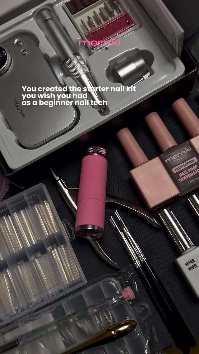 𝐓𝐡𝐞 𝐀𝐜𝐫𝐲𝐥𝐢𝐜 𝐒𝐭𝐚𝐫𝐭𝐞𝐫 𝐍𝐚𝐢𝐥 𝐊𝐢𝐭 𝐭𝐚𝐤𝐞𝐬 𝐭𝐡𝐞 𝐠𝐮𝐞𝐬𝐬𝐰𝐨𝐫𝐤 𝐨𝐮𝐭 𝐨𝐟 𝐠𝐞𝐭𝐭𝐢𝐧𝐠 𝐬𝐭𝐚𝐫𝐭𝐞𝐝 👇
This isn’t your average starter nail kit. It’s created by a nail tech for nail techs. No more confusion over products… just everything you need to practice, learn, and create full acrylic nail sets from the moment you receive your kit!
This kit is for you if:
👉You want to save time on researching & ordering whilst reducing the cost of buying items individually
👉Not sure where to start with what you need
👉You struggle to find a complete kit with quality essentials that’s affordable
👉 You need a starter nail kit to help you practice independently, as part of a course, or the Acrylic Nails Course at @merakinailsuk
✅ Kit is £150 or Pay in 4 instalments of £37.50 + FREE UK shipping
Shop online at @merakinailsuk 🛍
Full list of what the kit includes:
* Acrylic practice fingers
* Cuticle pusher
* Nail files x3
* Nail buffing blocks
* Nail cutter
* E-file with 3 drill bits (cuticle bit, sanding bands with mandrel & 5-in-1 coarse to fine grit drill bit. Plus the standard drill bits)
* Duster brush
* Nail tips – square & almond
* Nail tip cutter
* Nail glue
* Acrylic powders - nude, clear and white (28g each)
* Acrylic liquid 120ml
* Acid free nail primer 15ml
* Nail prep/dehydrator 15ml
* Cuticle oil
* Dappen dish for acrylic liquid
* Acrylic kolinsky brush - size 12
* No-wipe gel top coat (15ml)
* Gel base coat (15ml)
* Nail art palette
* Nail art liner brushes
* Gel nail brush for nail art and french tips
* Highly pigmented black & white gel polish set (15ml each)
* Mini UV/LED nail torch for crystals/decals
* Brush cleaner cup
* PLUS:
* FREE Acrylic Starter Kit Guide with tips on how to use each item effectively, and recommended suppliers and links to repurchase the items when you need to restock. This is emailed to you after purchasing the starter nail kit.
* FREE Training Manual (Please note that this is not equivalent to a qualification/accreditation. Courses with accreditation can be found on merakinailsuk.co.uk)
* Optional UV/LED Lamp
#acrylicnails #starternailkit #starternailkits #nailkit #nailkits #acrylicnailkit