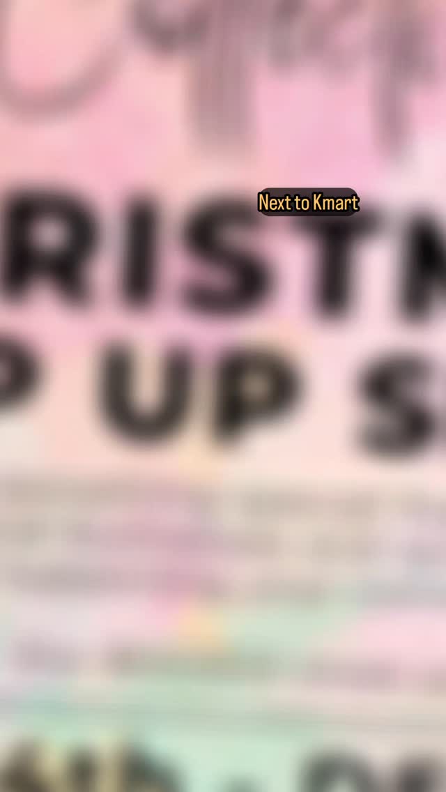 #cookiesbylolli #gladstonesmallbusiness #gladstonecookies #royalicingcookies #queenslandbakers #giftideas #decoratedcookies #christmascookies