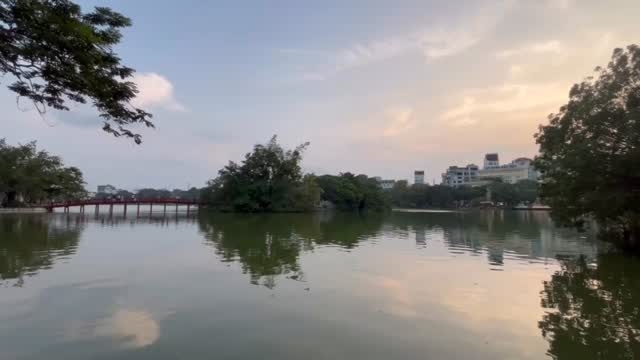 Happy New Year Everyone
May the first light of the year land gently in your chest,
awakening stillness, clarity, and a quiet kindness for all beings
The picture was taken on my last trip to Hanoi, spending the early morning and late afternoon around this lake, my favorite place.
#happynewyear #happynewyear2026 #healthmatters #hanoi #vietnam