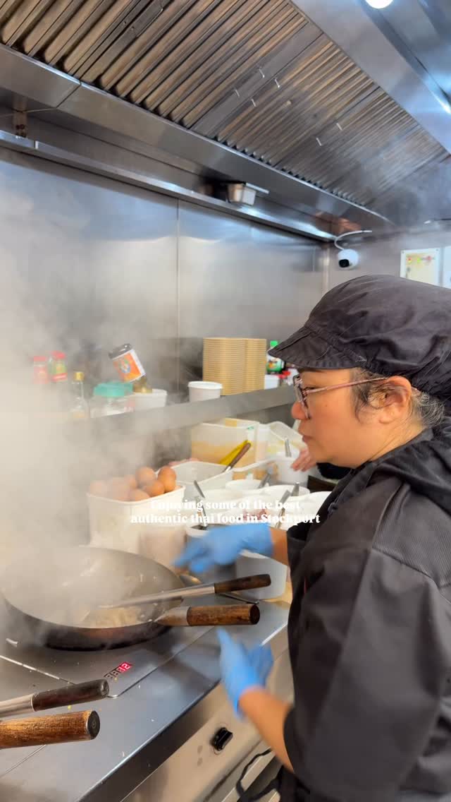 Making you authentic thai food made fresh by Nok and her Team 😊
Join us this weekend, to book your table please use the link in our bio - or if you’d prefer to have it delivered straight to your door, make sure to use code NOKS10 for 10% off! 🫶
#thaifood #noksthaistreetfood #thaistreetfood #bramhall #stockport #noksthai