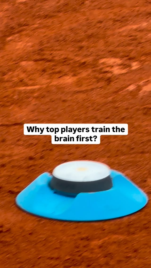 High-level tennis is not only about power — it’s about how fast your mind reads, processes and reacts. This is why cognitive training is a core part of our methodology.
Train smarter. Play smarter. 🎾🧠
#tennisacademy #tennistraining #cognitivetraining #tennisdrills #tenniscoach #tennisplayer #tennislife #tennismindset #highperformanceathlete #tennispractice #sportscience #reactiontraining #decisionmaking #elitetennis #asicstennis