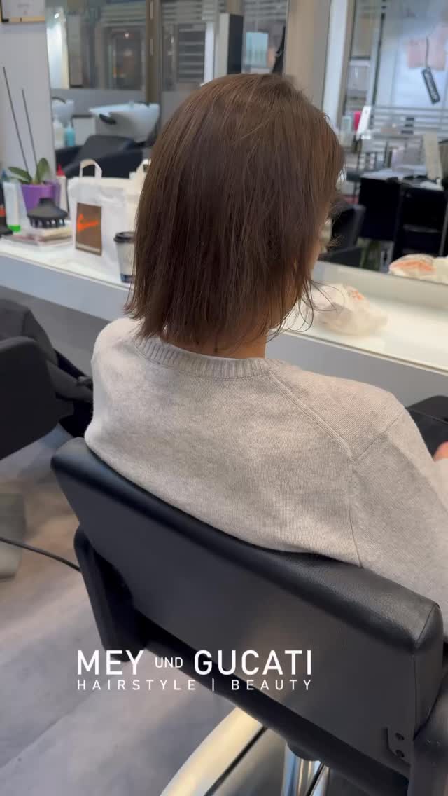 Before and After 100 bondextensions from @greatlengths_official #hairlikeyou #simplycreative #echthaarextensions #keratinbondextensions #ultraschallgerät