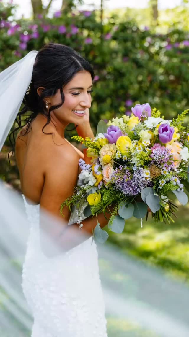 Dreaming of those spring weddings….& warmer temperatures…