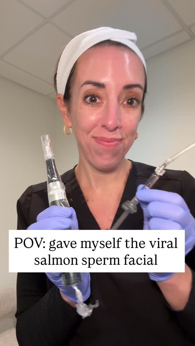 š£You don't have to be a celebrity to get the viral salmon sperm facial! Just come to Allure Aesthetics + Wellness in Dubuque, Iowa and add it on to your next microneedling treatment!
.
Microneedling with salmon sperm (PDRN) is a game-changer:
ā Supports skin repair
ā Boosts hydration
ā Improves texture + elasticity
ā Promotes a brighter, healthier glow
Say hello to rejuvenated skin!
.
Questions? Send a DM
Book your microneedling PLUS treatment šš»
(Hint: A series of 3 is a December special!)
š»www.allure-dbq.com
š 563-258-4698
š§ info@allure-dbq.com
šDubuque, Iowa
.
Nicole Powers, ARNP, AGNP-BC
@nicolepowers_np
.
#dubuque #dubuqueiowa #iowa #nursepractitioner #dubuqueia #aesthetics #nurseinjector #midwestmom #botox #wellness #skincare #salmonspermfacial #microneedling #selfcare #skinhealth