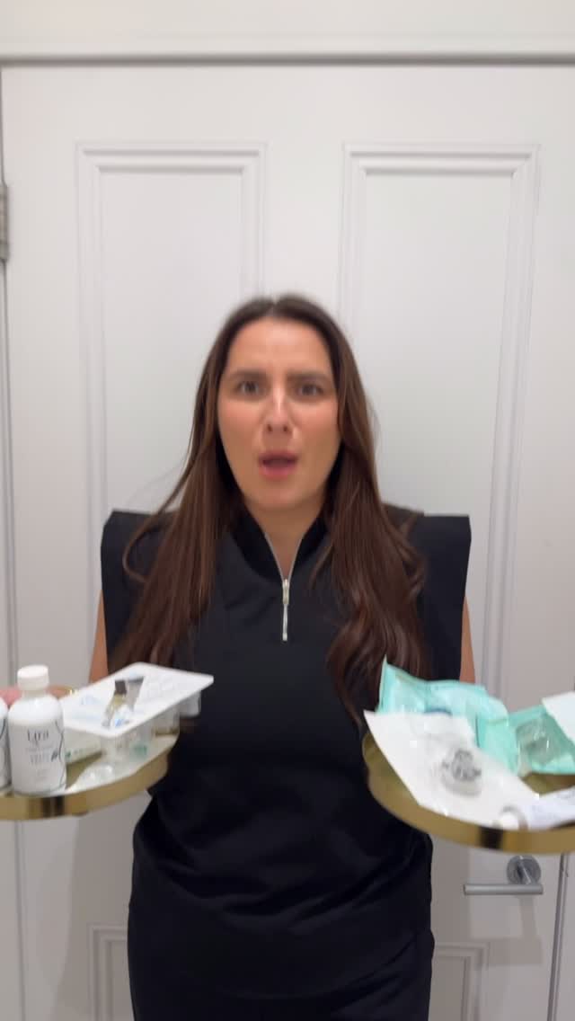 It’s the 1st of December…
Which means we’re basically elves now 🎅🏼💅🏼 Running around getting everyone festive-ready!
If you haven’t booked your Christmas appointments yet, now is the time. Tap the link in our bio or DM us to get booked in! 🤍
#medispauk #beauty #christmas