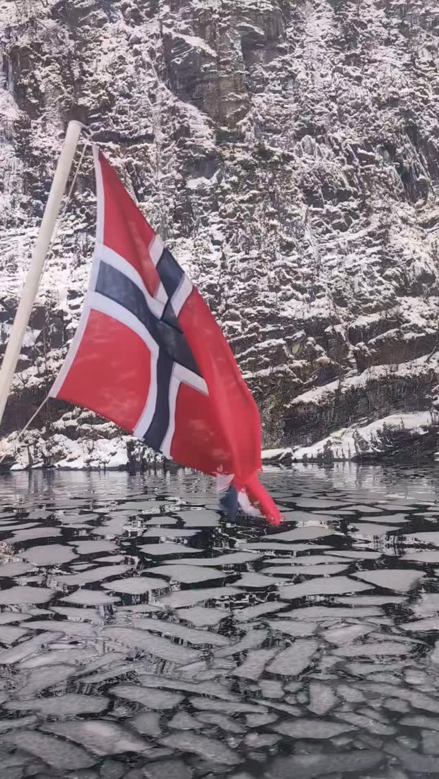 Mostraumen Fjord Cruise, beyond beautiful ❤️
#bergen #fjord #norway #beatuifuldestinations