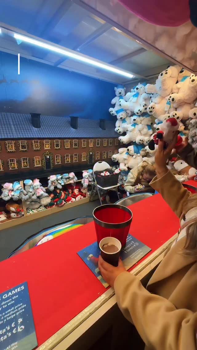 🎄✨ Christmas at the RDS – Honest Review! ✨🎄
Free entry which is a bonus! We had such a fun evening — the games were great craic but so expensive 😂 I won one and so did my friend so we can’t complain!
Really good rides + amusements for both kids and adults, and the food stalls were lovely (Yorkshire pudding wraps, loaded fries, pizza, burgers 😍).
But to be real…
– A lot of the same stalls repeated
– Not many little gift stalls
– Not a huge variety of food options
– Hot chocolate was a bit watery
– Big queues for entry, rides & food
– Parking was a nightmare 😅
Still a cute festive evening out, just be prepared! 🎅🏼✨
@dublinloveschristmas @rdsdublin