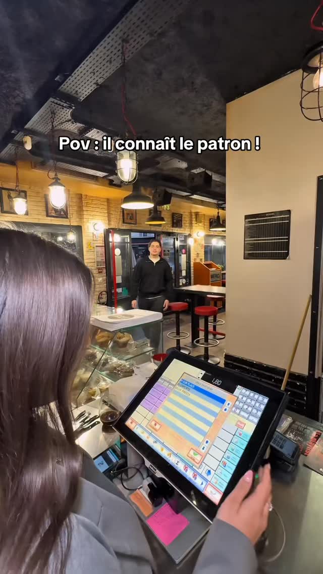 Bienvenue chez Urban Bagel 🥯✨
Le spot à Asnières où tout est préparé sur place, avec du pain artisanal et des produits frais chaque jour.
Des bagels généreux, des hot dogs à l’américaine, une ambiance chill inspirée de New York 🇺🇸
👉 Passe nous voir et découvre ton nouveau QG du midi !
📍 Urban Bagel – 21 Rue Maurice Bokanowski, Asnières-sur-Seine