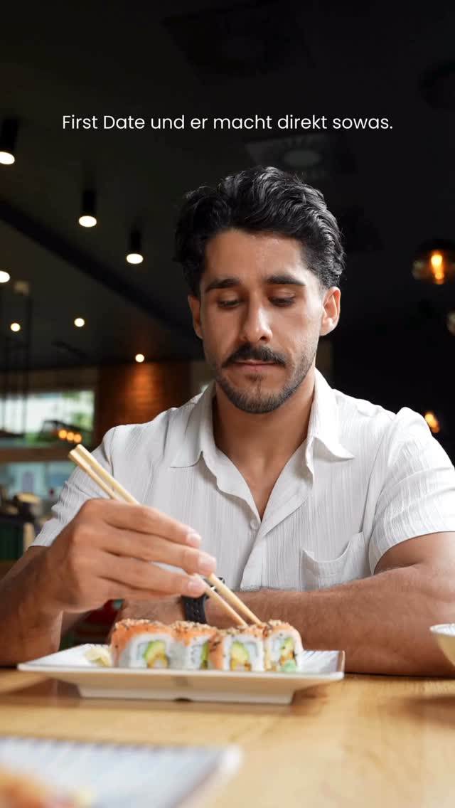 Erstes Date: Weniger Aufregung, mehr Maki. Wer braucht schon Smalltalk, wenn das Essen so gut ist? 🍣😅
#firstdate #maki #genusspur #asianfood #wien
#noodleking