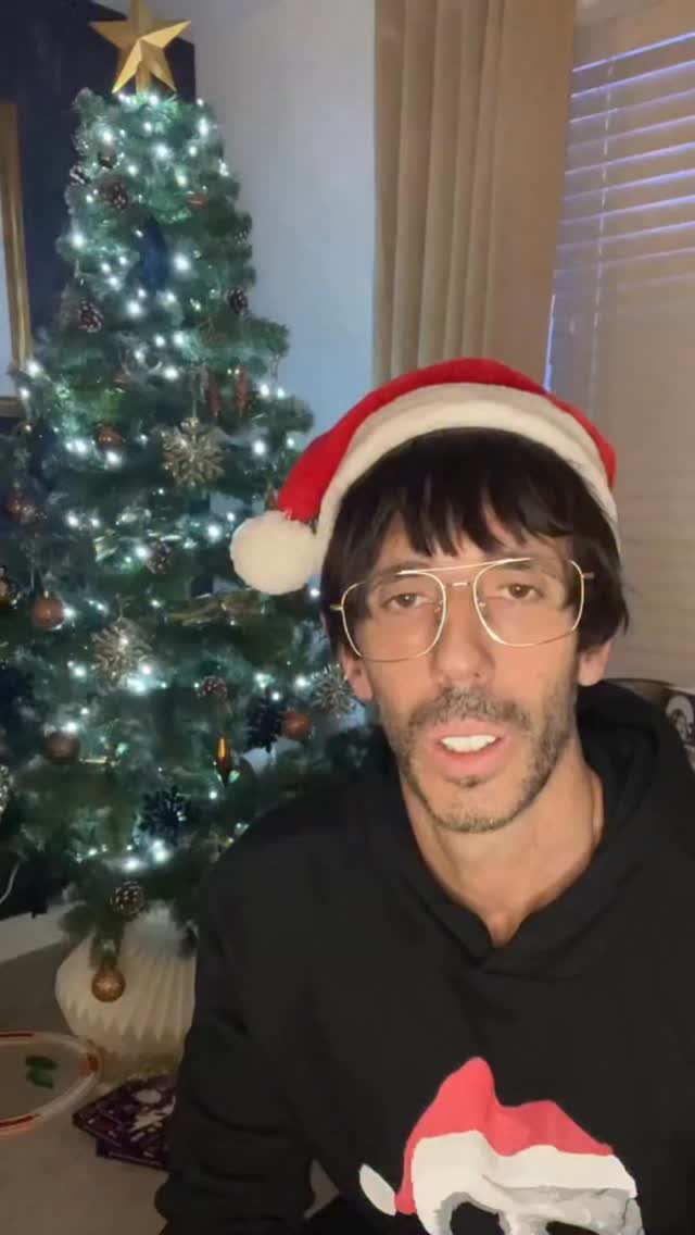 Ted’s Teesside Riddle - Day 5.
Can you guess who the famous Teessider is?
#Teesside #Middlesbrough #christmasriddles #teessideriddles #famous