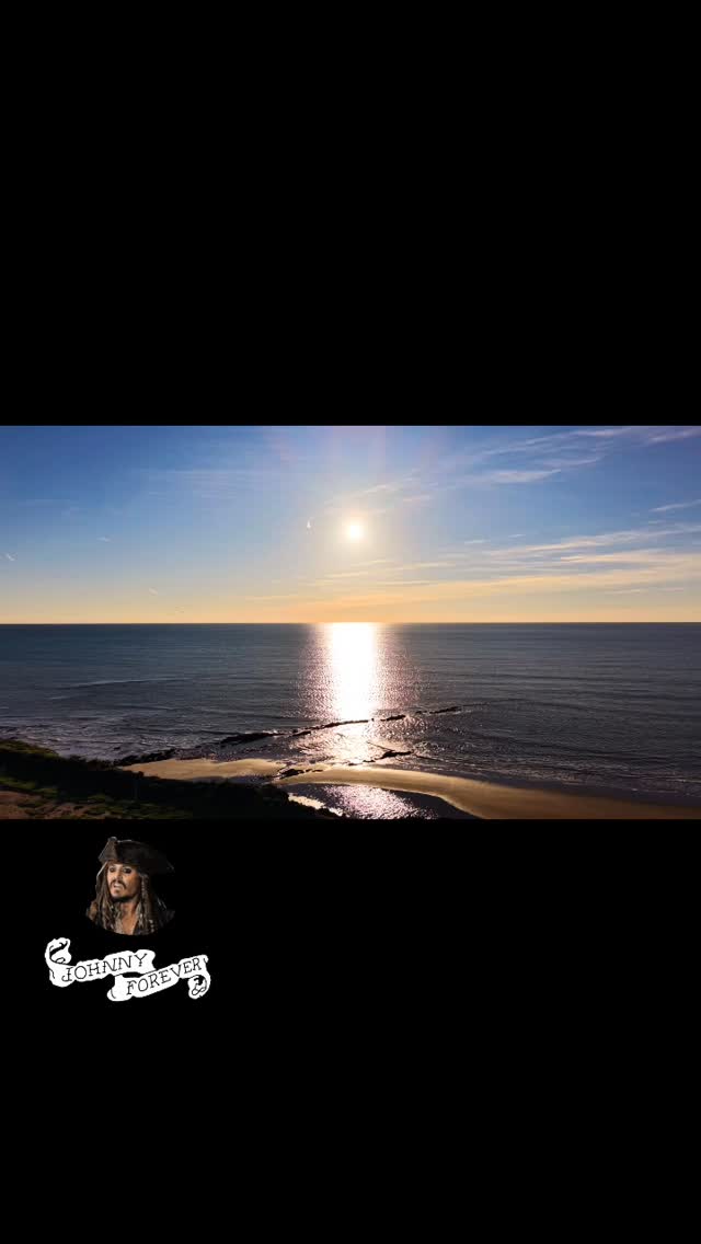 #upisdown
#johnnydepp
#jacksparrow
#atworldsend