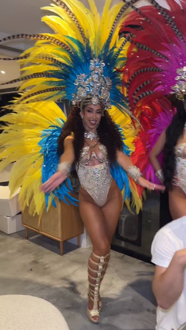 Festive spirit in full swing at this luxurious private event 💖.