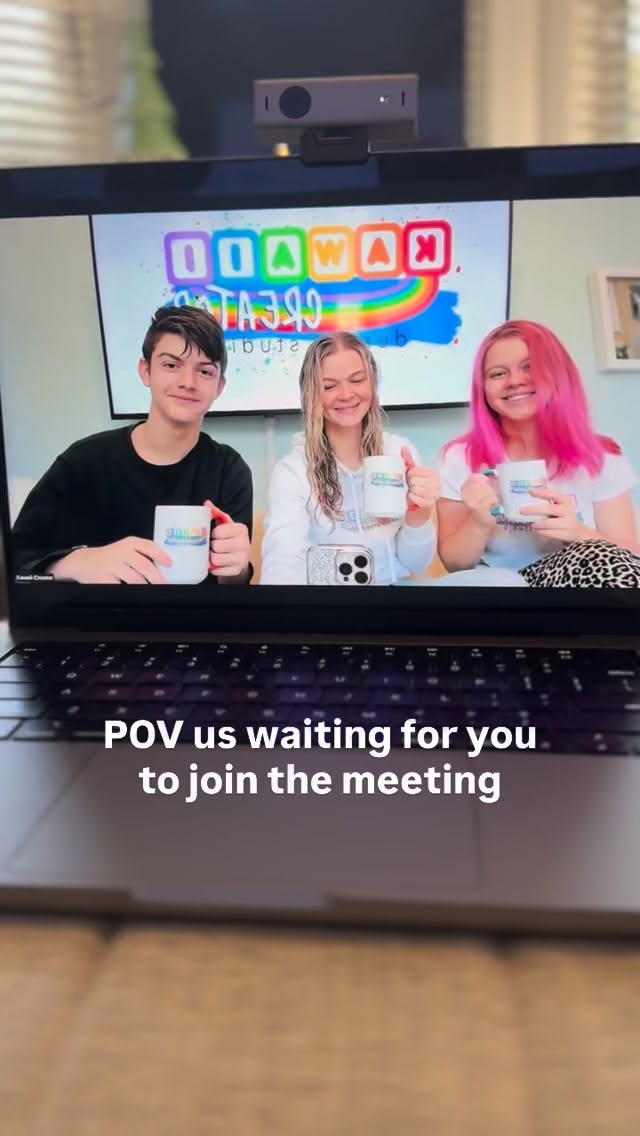 POV you hop into a meeting with us & this is the vibe 🤩