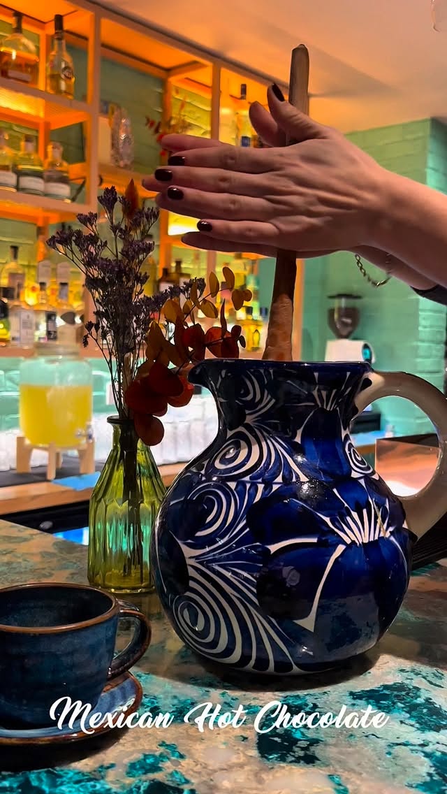 Hot Chocolate season is here - with a rich Mexican history behind its origins.
The Mayans and Aztecs were the first to use cacao beans, which they would grind down and make into paste, adding water - not milk - and aromats such as cinnamon and vanilla.
Cacao would be used in rituals, as a form of currency, for medicinal purposes and for many more practices, which evolved into the “Hot Chocolate” drink we all love today.
At Santo Remedio, we use Mayordomo Mexican Chocolate, produced in Oaxaca, Mexico and supplied by @mexgroceruk for you to enjoy it in London.
Enjoy our Vegan Hot Chocolate and warm up at our restaurants in London Bridge and Marylebone.
#SantoRemedio #London #Vegan #Marylebone #Shoreditch #LondonBridge #Mexican #Londonfood #Mexicanrestaurant #SantoRemedioUK