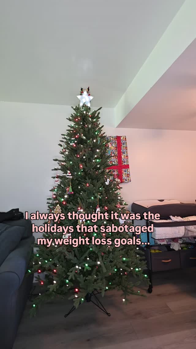 It was never the holidays...
It was the belief that I had to choose between being super strict or being off the rails.
There was no middle ground. No flexibility. No space for real life.
If I couldn’t be perfect through the holiday season, I just didn’t try at all.
Baking cookies, holiday parties, holiday dinners…
I’d tell myself, “Forget it. I’ll just start fresh in January when nothing is in my way.”
And every year, that mindset set me back even further.
Not because of the holidays themselves, but because I gave up on all the regular days in between.
The truth is: there are way more days that aren’t holidays than days that are.
But the all-or-nothing mindset made me treat the entire season like it was impossible to navigate.
Once I learned balance- that I could enjoy the traditions and still show up for myself on the other days, I finally got unstuck.
And that balance came from simple lifestyle habits: eating regular meals, prioritizing protein, getting movement in when I could, and letting one off day be just one day instead of a spiral.
It turns out you don’t need perfect days to make progress.
You just need enough consistent ones.
Want more tips for staying consistent this holiday season without feeling restricted? Comment “TIPS” for my free guide.
#holidayweightlossnotgain #holidayhealthtips #nutritioncoachforwomen #weightlossmindset #holidayweightlosstips