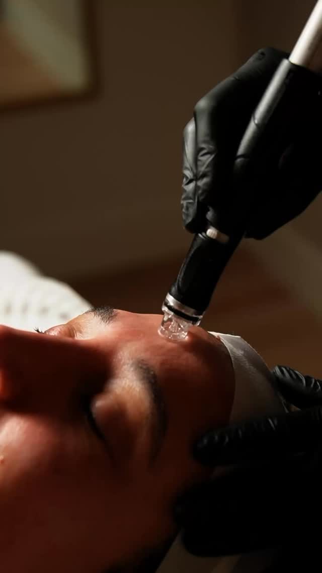 Removes congestion, boosts hydration, smooths textureโฆ all in 1 treatment. ๐ง