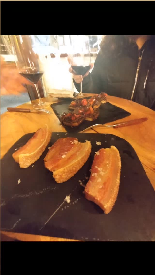 Join Adventurous Appetites and get to the heart of Madrid through its food and drink! Mix in some history, culture, sightseeing and local insight with lots of laughs and LOADS of tapas! For more information please see the link in our bio
.
.
.
.
#tripadvisor #travelerschoice #toptenfoodexperiences #toptentravelerschoice #travelerschoicefortapas #nightwalkingtour #madridtapas #travel
#historyandtapas #seriousfoodie #eatdrinkbespanish #spain #foodadventure #tapas #tapastour #eatlikeamadrileño #instagram #instagood #instafood #adventurousappetites #bookyourtour #foodtour #nightlife #tourism #topcitybites #tapassing #tapaswithus #weknowhowtoeat #joinus #booknow