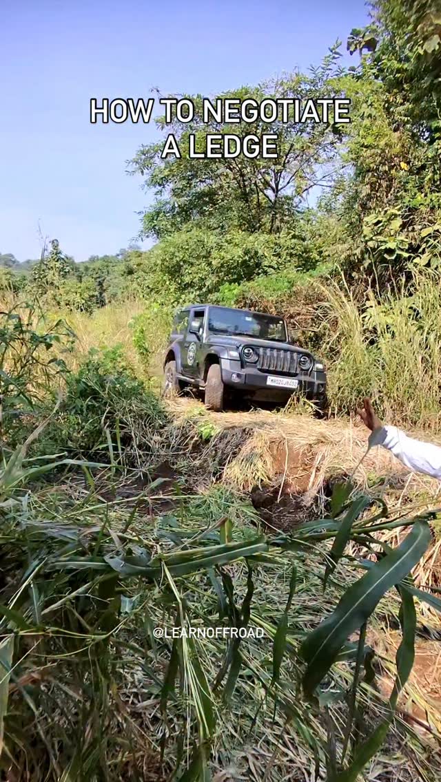 How to negotiate a ledge drop. Angle the car to avoid compromising the ramp over angle. Turn into the drop because you want the wheels always pointed in the direction of topple. You will only turn the other way once both the front wheels are down to mitigate a rollover.
Let us know in comments if you want to see a jimny try this same obstacle.
Disclaimer: these are students during the L2 training. Do not show hate in comments.
#learnoffroad #offroadjunkie #mahindrathar