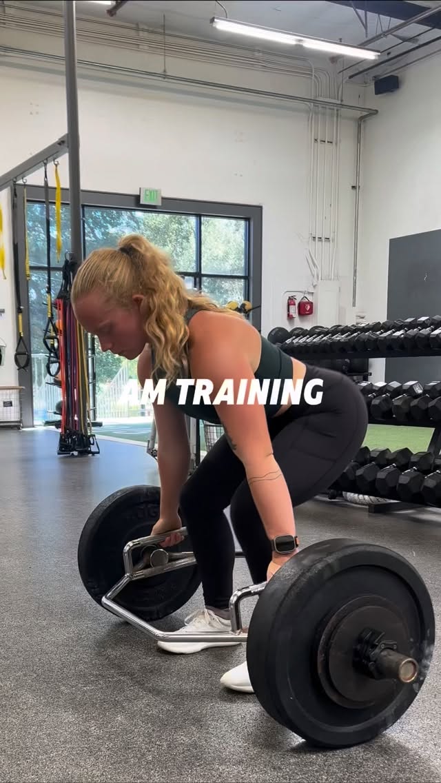 Running and lifting on the same day? Yes, you can do it without burning out.
The key is simple: place the higher-skill or higher-intensity session first, give yourself enough recovery time between workouts, and adjust volume based on how your body feels.
It’s not about doing more, it’s about doing what matters in the right order. AM run, PM lift, or the other way around - it all works when you plan smart.
Want a system that actually fits your life and helps you make progress in both? You can book health coaching through the link in my bio. 🔗
#runnerswholift #strengthtrainingforrunners #runstrong
#enduranceathlete #womensrunningcommunity #runnertraining
#movementquality #functionalstrength #trainingtips
#progressnotperfection #strongnotskinny #athletelife
#strengthcoachonline #runcoach