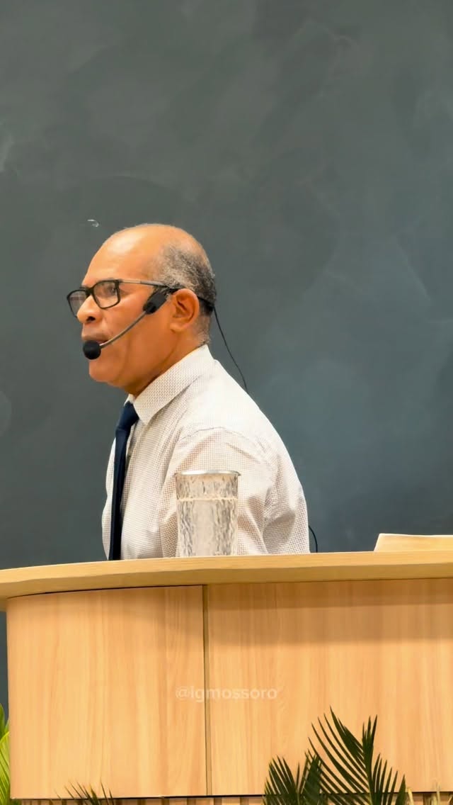 Por que lutar se podemos nos render a Cristo?
Ore conosco: Senhor, encabece minha vida! Traz o meu coração para Ti 🙏🏼