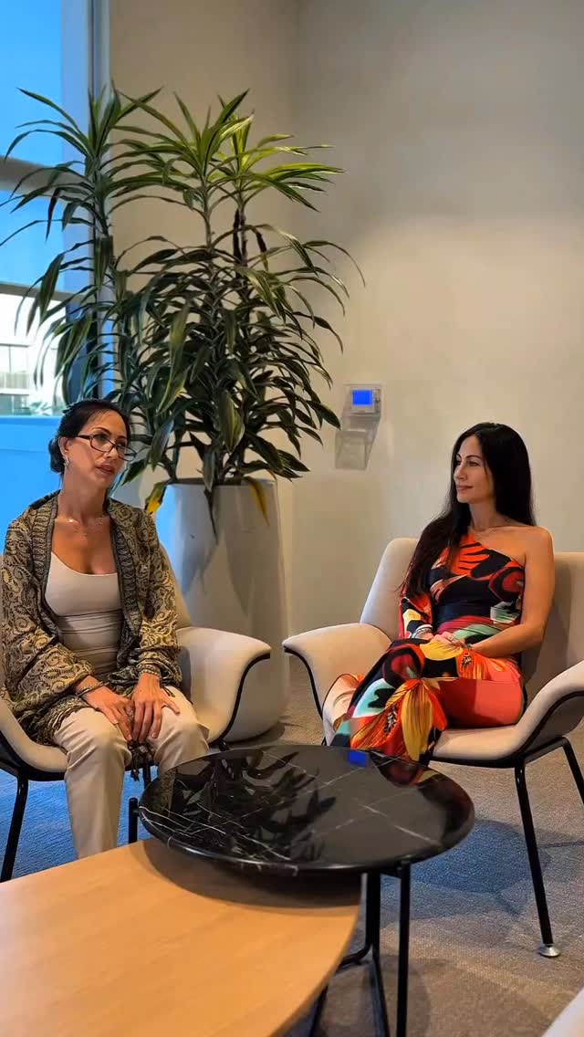 Which one are you today? 👀
You don’t always need more caffeine — you need to check in, tune in, and activate your own healing energy. ✨
#EmotionalHealing #BoundlessHealingHands #HealingJourney #TransformFromWithin #EnergyMedicine #LifeInAlignment #FloridaLifeCoach #MiamiLifeCoach #HealingFromWithin #Maria&Mercedes #Coffee #nocoffee