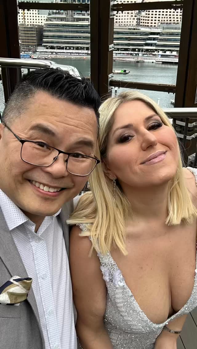 What an absolutely delightful evening at Killelea Christmas party at L’Aqua. The festive season is in full swing and I am so happy I got to spend it with my gorgeous @dianemarkovskiofficial ❤️ Thank you Deborah @becentrefoundation and Steve #instituteforeconomicsandpeace for inviting us to these celebrations, Merry Christmas 🎄🙏🏻
#christmasdinner #dinner #gorgeousnightout #cocklebay #festive #sydneylife #eeeeats #invite #gorgeous #friends