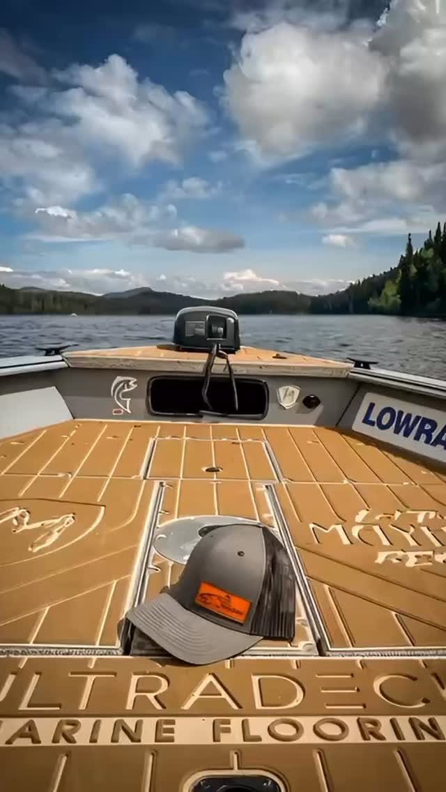 Big shoutout to @ultradeckflooring — the toughest, grippiest, easiest-to-clean marine deck. From wet morning runs to those chaotic fish-on moments, Ultra Deck keeps our boats steady and ready every single trip.
With Christmas around the corner, don’t forget to check out the BCOSF merch store for the perfect gift for the angler in your life.
#UltraDeck #BCOSF #SportFishingBC #SportFishingTV #BoatLife #FishingGear #DeckedOut #CatchAndRelease #CanadaFishing #AnglerLife #ChristmasGifts #ShopLocal #BCFishing