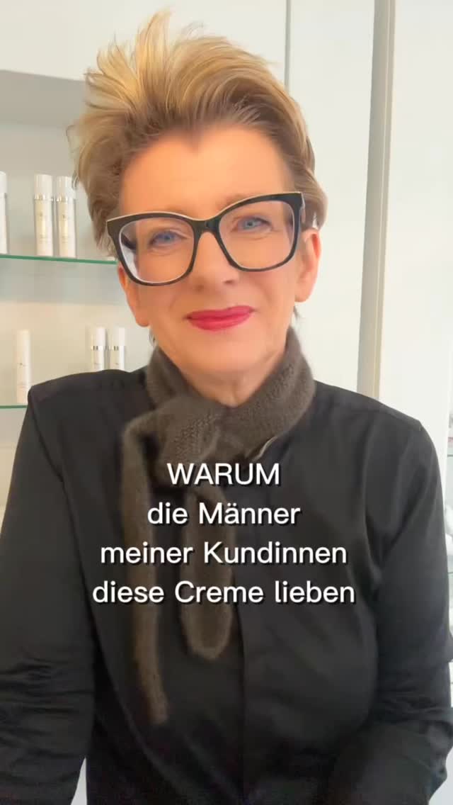 Viele Männer möchten keine große Routine - sondern ein Produkt, das einfach funktioniert.
Genau deshalb wird diese Creme so geliebt:
Sie zieht schnell ein ✔️klebt nicht ✔️und pflegt die Haut zuverlässig ✔️- auch nach der Rasur.
Für viele Männer ist sie der perfekte Einstieg in Pflege.
Und genau so soll es sein.
___
#maennerpflege #hydration #care4you #hautpflege #beautytips