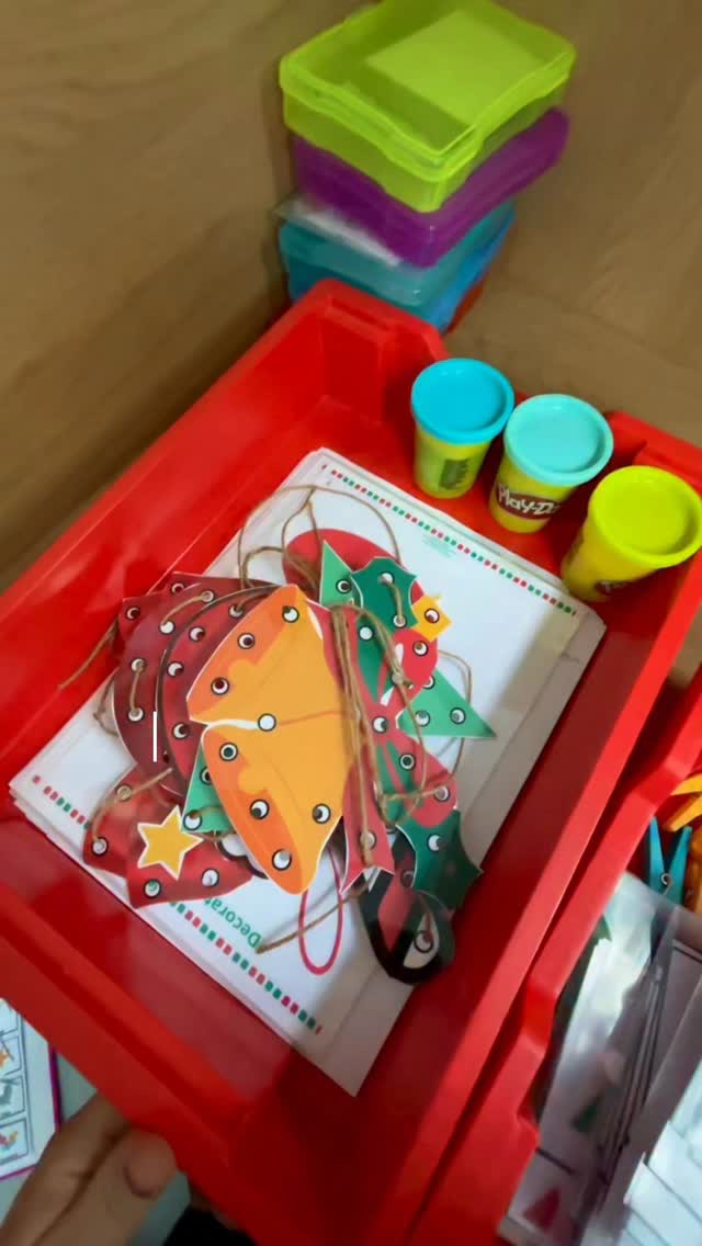 ✨ Resetting our Group & Circle Time setups for the new theme… CHRISTMAS! 🎄
All Winter/Christmas bundles + separate activities are now live at Outsidethelineslearning.com 💛
These resources work because they’re differentiated, visual, and ready-to-use — saving you time while keeping little learners engaged ✨