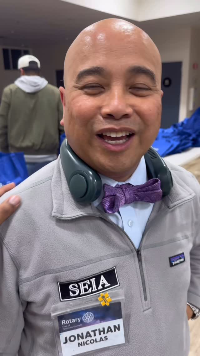 This season, the Rotary Clubs of Peninsula Starlight, Woodside, and Belmont joined the Pal Center team to prepare 75 Thanksgiving meal bags filled with pantry staples, holiday essentials and ingredients for families to enjoy a special meal at home. 🧡🥫🦃
We’re incredibly grateful for our partners at Rotary for showing up with heart, lending their hands, and helping us support local families during this meaningful time of year. Moments like these remind us what community truly looks like…people coming together to make sure others feel cared for, seen and supported. 🤝💛
Thank you to everyone who helped assemble, organize and distribute each bag. 🍁✨
#PalCenter #RotaryClub #CommunityInAction #HolidaySeason #GratitudeInAction