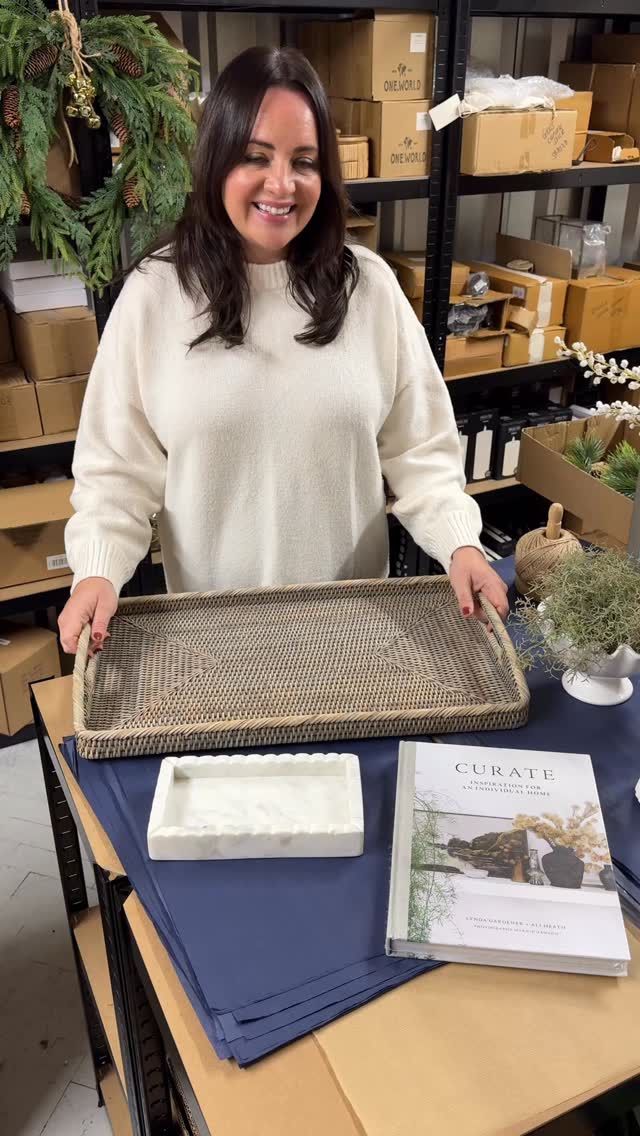 BLACK FRIDAY EVENT ARRIVES AT BOXWOOD 🖤 EVENT IS NOW CLOSED
Styling one of our grey rattan trays with some of my favourite pieces from the collection, all included in our Black Friday event. I layer the tray with a styling book, the Scalloped Edge Marble Tray, Ruffle Bowl, Spanish Moss, Lamington Vase, White Willow Spray and Fresh Fig Diffuser to create a textured, timeless look.
Save 20% for a limited time only with code BOXWOODBF20.
*Excludes Christmas, Sale, Furniture and Mirrors.
#boxwoodhomeinteriors #homestylingideas #interiorstylinginspo #blackfridaydecor #homedecorinspiration #neutraldecor #rattantraystyle #shelfstylingideas #coffeetablestyling #luxuryhomeinteriors #ukhomeinteriors #homedecorlovers #interiortrends #modernfarmhousedecor #scandistylehome #greyinteriors #decorinspo #blackfridaysale #blackfridayfinds #stylingreels