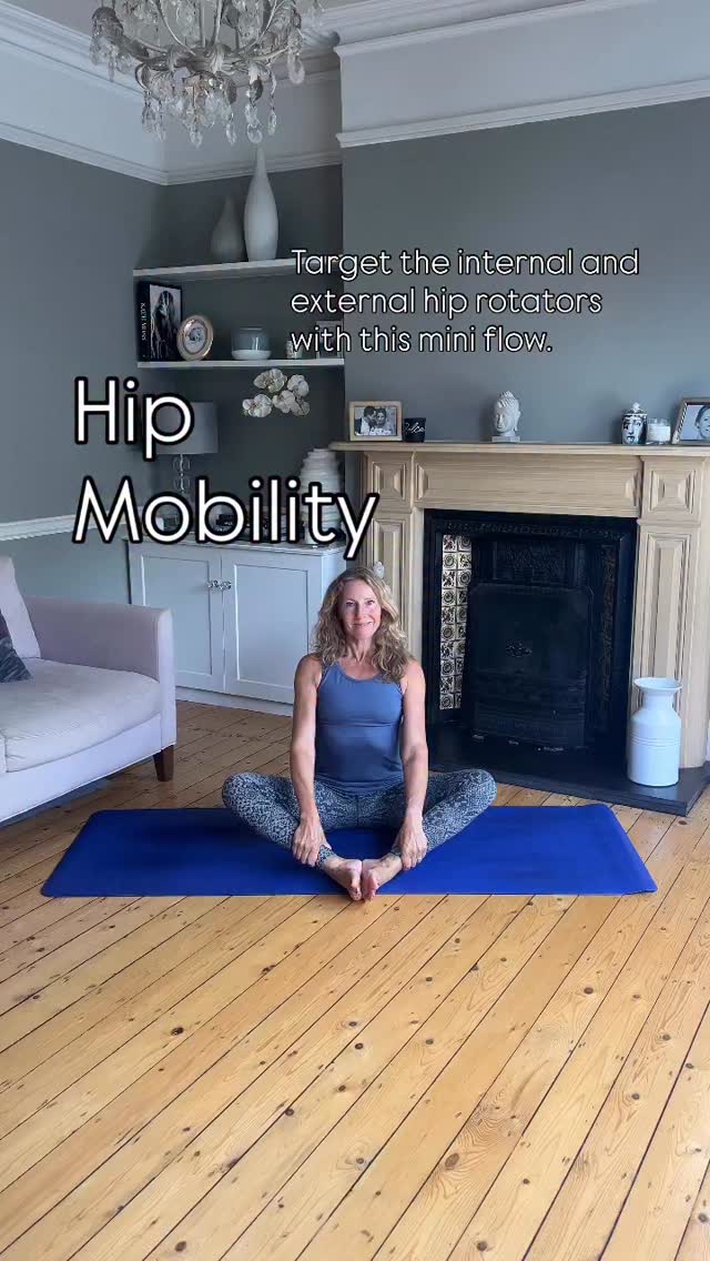 “The hips don’t lie. And strong, flexible hips have the ability to have a positive ripple effect on the rest of your body.
Samantha Charlotin, physical therapist
If you are finding the cooler wintry weather means you are moving less and sitting more…this is a lovely way to explore external and internal hip mobility which might reduce pain and stiffness around the hip joints, prevent injury, improve athletic performance and hopefully feels good.
✨ start seated in Tarasana
✨ explore 90/90 stretch both sides
✨ finish in Tarasana
Include in a longer yoga practice or add this as part of warm up or cool down at the gym.
Try it!? @libbystevenson.wellbeing @getfit_whit @julie.jonesfitness @allyatkinsfitness
Happy hip mobility movements. Tag me if you explore this!
Stay warm!
Mat is from the wonderful @yogi.bare . Code in linktree. Perfect for Christmas!
#hipmobility #movementmedicine #functionalmobility #movementpractice #londonyogateacher #yogaforrunners