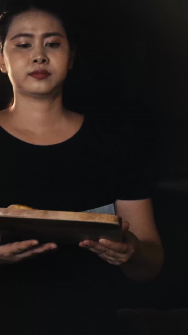 The moment that yolk breaks and mixes with cheese… absolutely delicious 🇬🇪✨
Our Khachapuri Acharuli Classic is baked fresh, filled with molten cheese, and finished with the iconic egg yolk - warm, rich, and impossible to resist.
📍 ARGO Georgian Bar & Grill, Sukhumvit Soi 8 | 📞 +66 88 686 4393
Book your table and taste why Khachapuri is Georgia’s most iconic comfort dish!