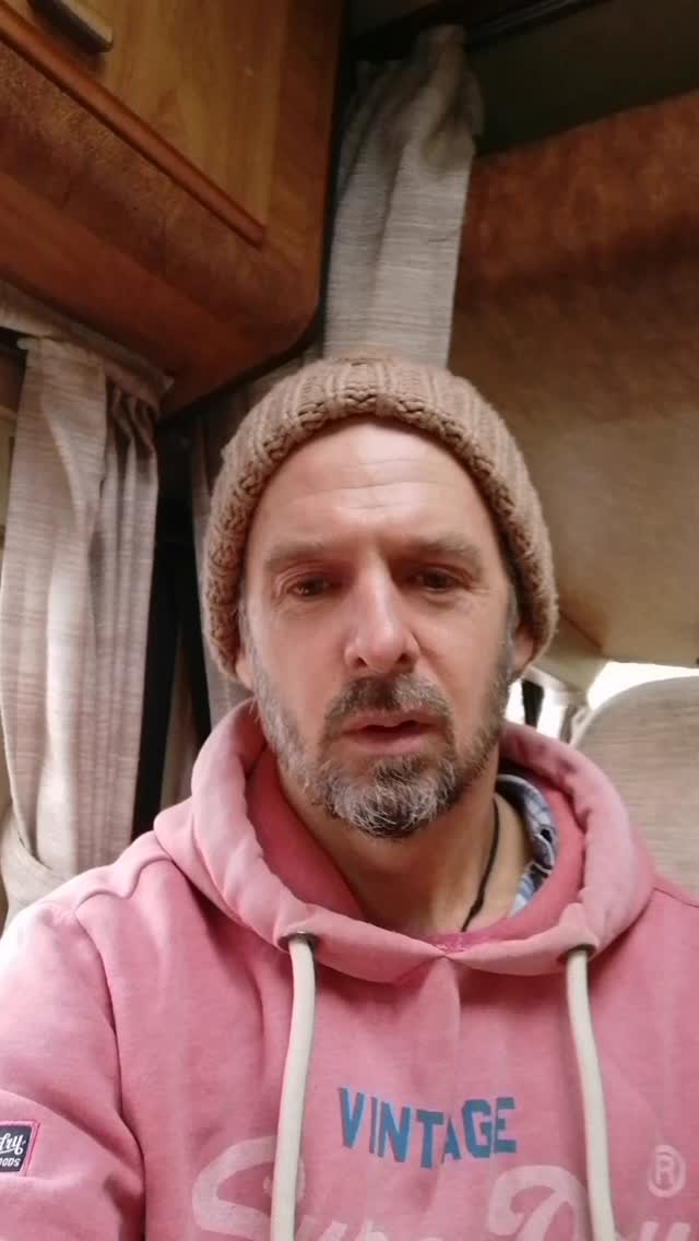 Its been SUCH a Wild year... a year of much shedding, and I felt to offer out my Simplify book as a potential conscious Xmas present idea... Bonkas & exciting times of change we be living in - &. this book is a 'Spiritual Survival Guide' for these times...
Could be helpful for anyone who's had a tough year... or anyone trying to work out what the heck is going on on planet earth right now...
Here' s a buy link: https://watkinspublishing.com/books/simplify/
&
https://www.amazon.co.uk/Simplify-Stay-Sane-World-Going/dp/1786783355
Its written in a really upbeat & positive style...
May it go out to anyone in need at this time.
#healing #newearth #consciouschristmaspresents #keepitsimple #consciousbook #SelfHelpBooks