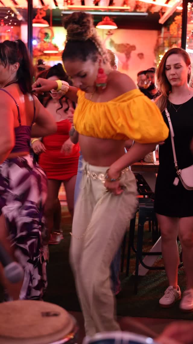 The vibe we are bringing to our show this Saturday!
Come and dance with us 🥰🥰🥰
Tickets for the party - link in bio
.
.
#sambapassion #nzevents