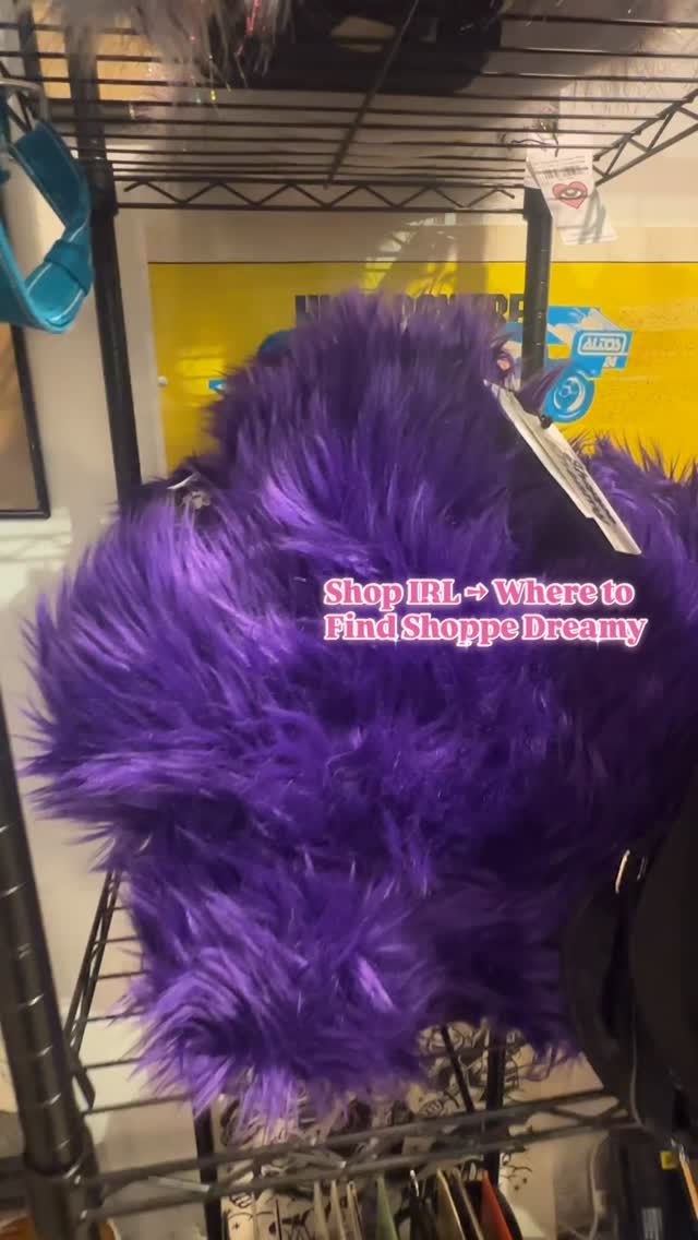 Last minute shopping? 🛍️ A week and a half left til’ Christmas 🎄.
Shop IRL at these amazing boutiques carrying Shoppe Dreamy ✨ All shops carry bags; find pillows at Takeout Vintage & The Hunny Club ♡
Where to find:
✦ @theehunnyclub
Sacramento, CA
✦ @celeryretail
Hillsdale Mall, San Mateo, CA (1st floor)
✦ @adelesattictruckee
Downtown Truckee, CA
✦ @takeoutvintageco
Hillsdale Mall, San Mateo, CA (2nd floor)
#shoppedreamy #handmadebag #upcycleddenim #celeryretail #thehunnyclub #takeoutvintage #hillsdaleshoppingcenter #adelesattictruckee #holidaygiftideas #holidayshopping #holidaygiftsforher