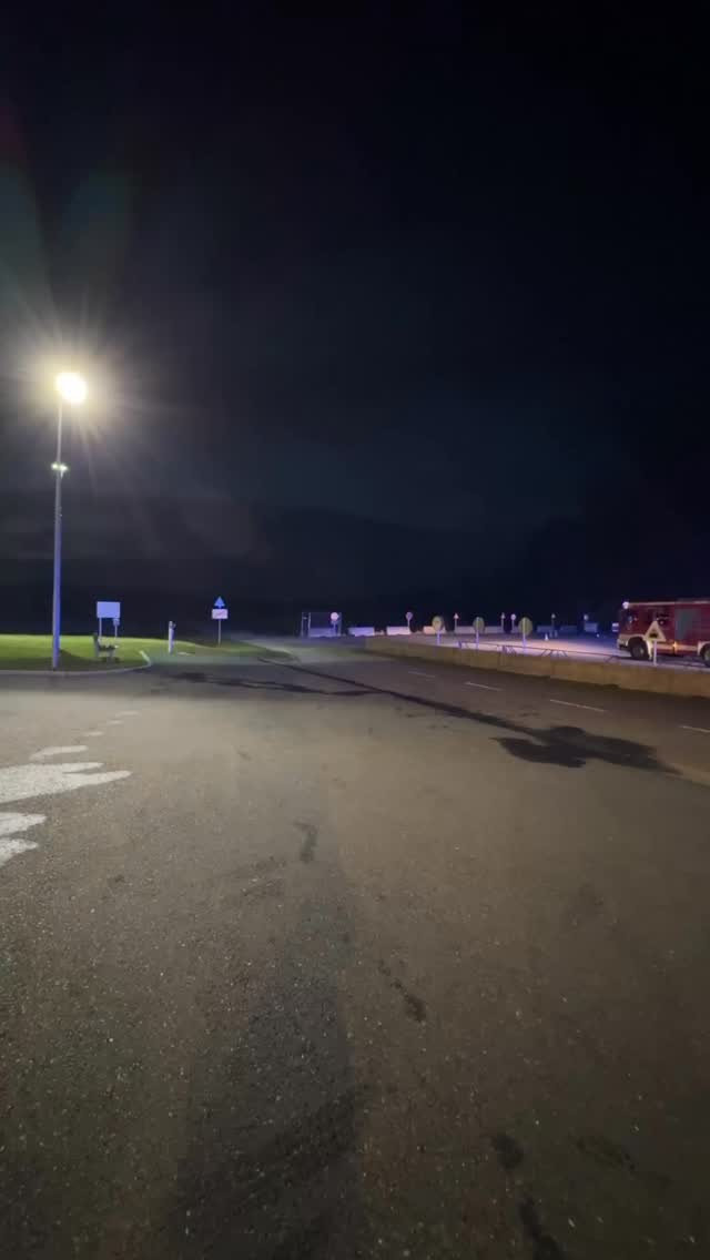 🌲 Danke für die Nominierung! 🌲
Die Feuerwehr Großpetersdorf wurde für die #BaumpflanzChallenge nominiert – und natürlich nehmen wir die Herausforderung gerne an! 💪🔥
Ein großes Dankeschön an alle, die an uns gedacht haben. 🙏
Mit diesem Video wünschen wir euch allen eine schöne Adventszeit! ✨🎄
• ALW
#FeuerwehrGroßpetersdorf #GemeinsamStark #Advent #BaumpflanzChallenge2025